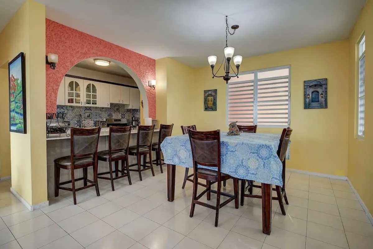 Villa Del Enseuno- Pristine View And Infinity Pool Luquillo
